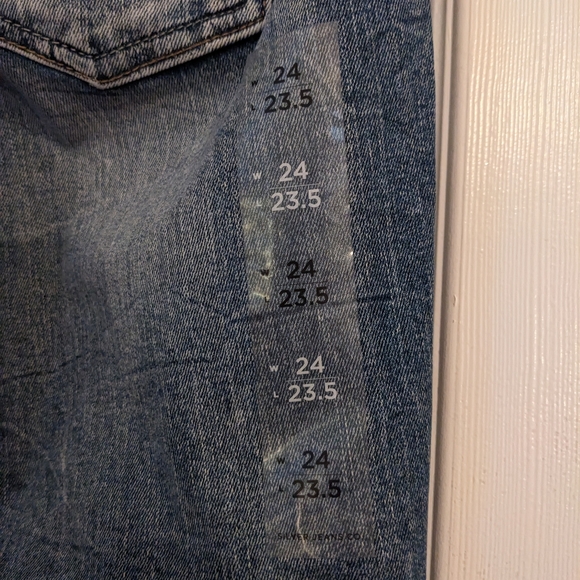 Silver Jeans Co. Size 24 Jean Capris NWT - Picture 3 of 8